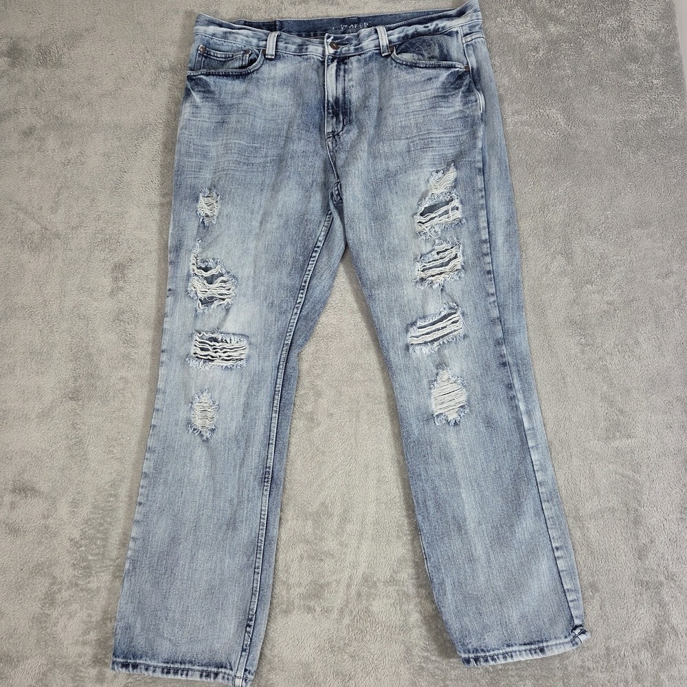 Flypaper Jeans Men's 40x32 Straight Fit Distressed‎ Embroidered Pockets Ripped